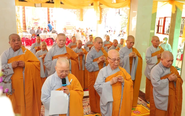 Ni trưởng Thích nữ Như Thảo có lời phân ưu cùng Ban Tổ chức lễ tang và môn đồ pháp quyến