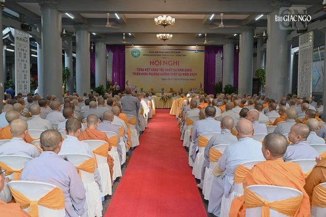 Quang cảnh hội nghị