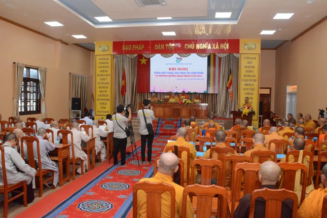 Quang cảnh hội nghị tổng kết hoạt động Phật sự năm 2023 Quang cảnh hội nghị tổng kết hoạt động Phật sự năm 2023
