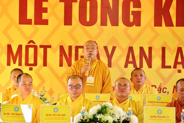 Thượng tọa Thích Pháp Huệ phát biểu chỉ đạo - Ảnh: Nguyên Từ Thượng tọa Thích Pháp Huệ phát biểu chỉ đạo - Ảnh: Nguyên Từ