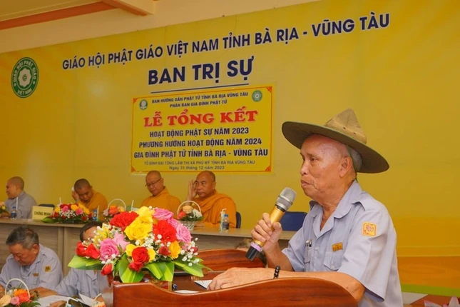 Huynh trưởng Nhuận Thái phát biểu khai mạc