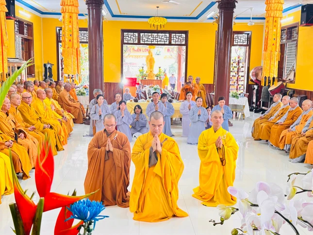 Đại đức tân trụ trì Thích Như Nghĩa phát nguyện nhận nhiệm vụ