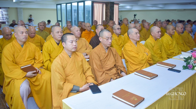 Đại biểu tham dự hội nghị