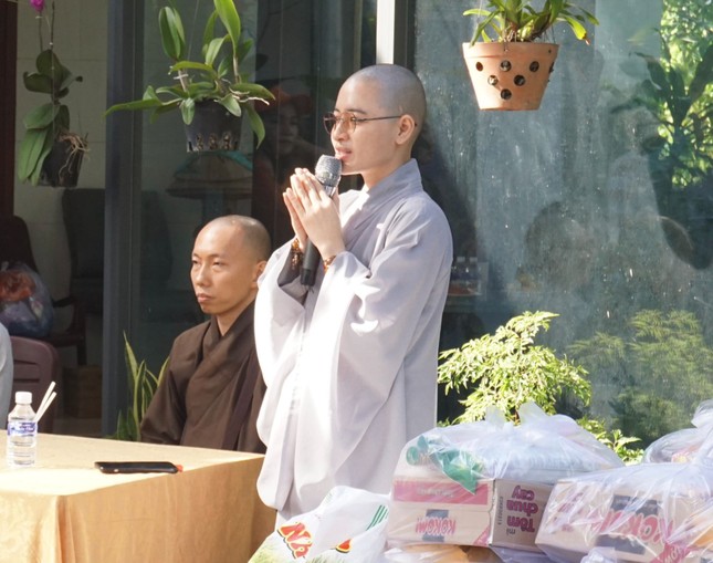 Sư cô Thích nữ Nhuận Tịnh