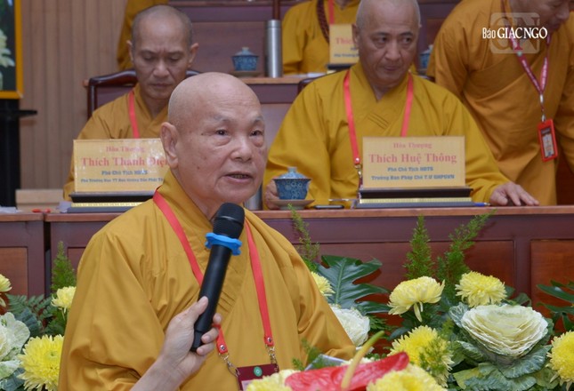 Hòa thượng Thích Thiện Nhơn phát biểu khai mạc hội nghị
