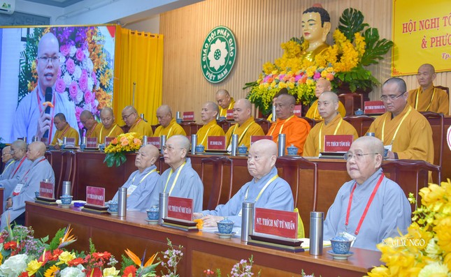 Chư Ni chứng minh Chư Ni chứng minh