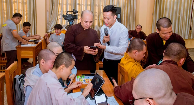 Hướng dẫn thực hiện bản tin trên điện thoại