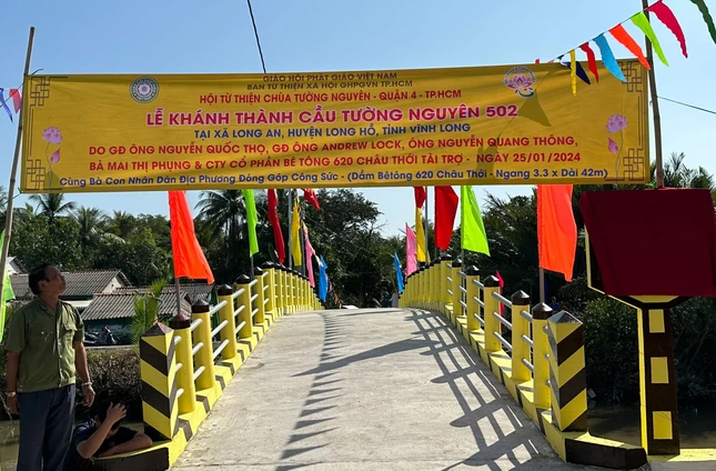 Cây cầu Tường Nguyên 502 được đưa vào sử dụng cho bà con địa phương - Ảnh: TN