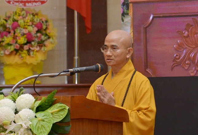 Thượng tọa Thích Thiện Quý phát biểu cảm tạ