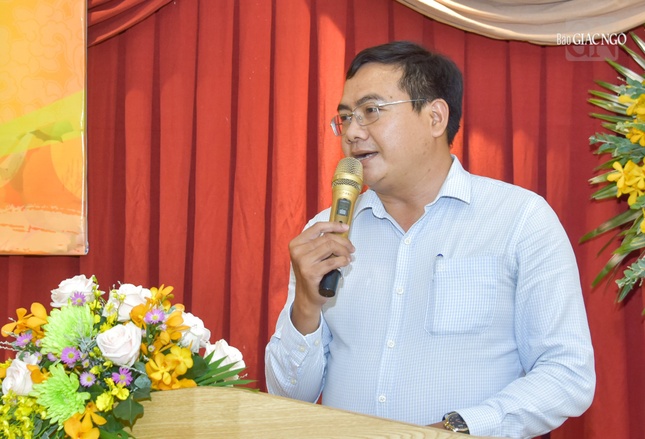 Ông Thạch Nghi Xuân phát biểu tại hội nghị