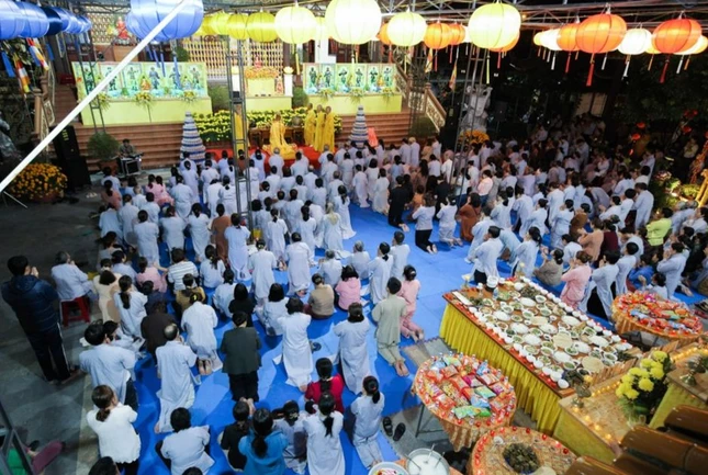 Pháp hội Dược Sư cầu an đầu Xuân Giáp Thìn tại chùa Trung Lương Pháp hội Dược Sư cầu an đầu Xuân Giáp Thìn tại chùa Trung Lương