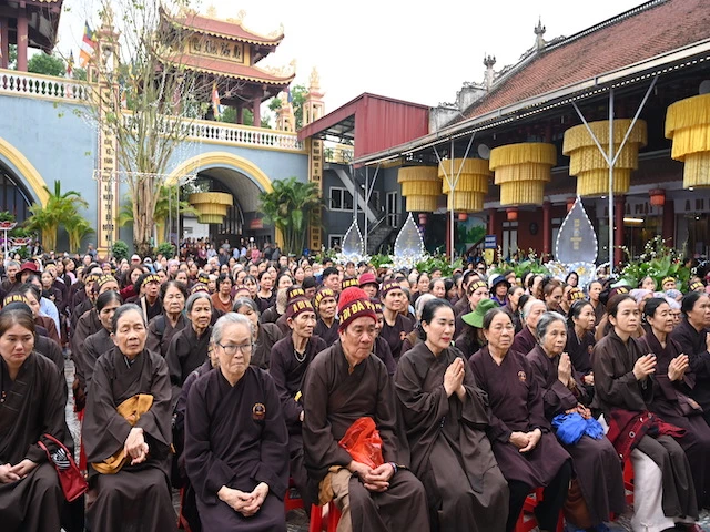 Phật tử tham dự