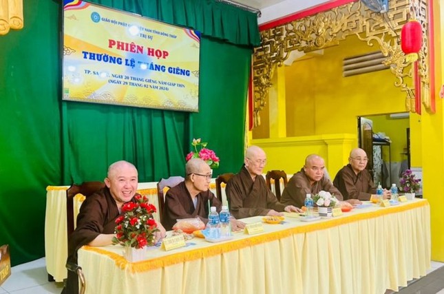 Chư tôn đức Ban Thường trực