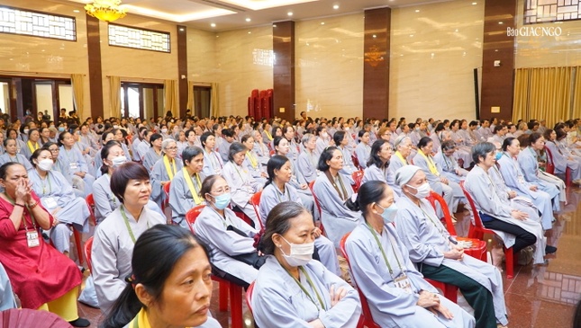 Phật tử tham dự