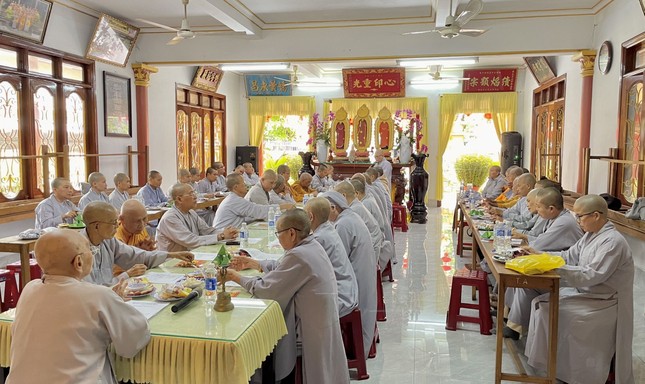 Buổi họp của Phân ban Ni giới tỉnh nhằm triển khai các hoạt động Phật sự năm 2024