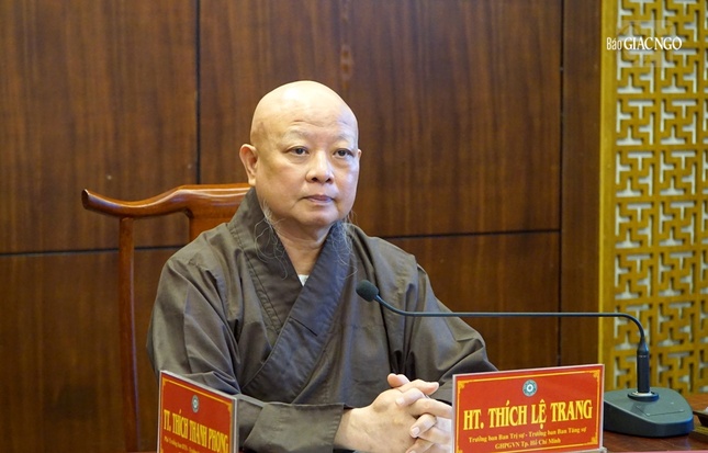 Hòa thượng Thích Lệ Trang chủ trì buổi họp Ban Thường trực