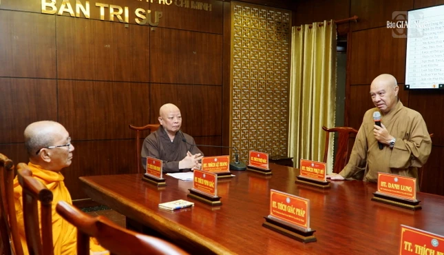 Hòa thượng Thích Nhựt Hỷ báo cáo và đề xuất các hoạt động Phật sự của Ban Hoằng pháp