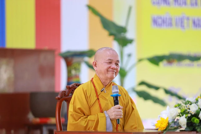 Hòa thượng Thích Minh Thiện có thời pháp thoại đến đạo tràng chùa Pháp Minh Hòa thượng Thích Minh Thiện có thời pháp thoại đến đạo tràng chùa Pháp Minh