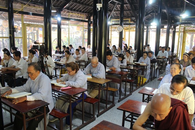 Phật tử tham gia khóa học Abhidhamma - Vi diệu pháp lần I Phật tử tham gia khóa học Abhidhamma - Vi diệu pháp lần I