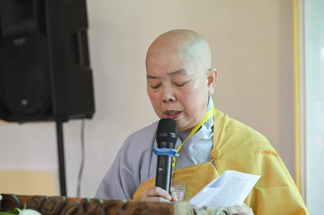 Ni sư Thích nữ Diệu Hoàng, Trưởng Phân ban Ni giới H.Long điền, Trưởng ban Tổ chức cung tuyên tiểu sử Ni sư Thích nữ Diệu Hoàng, Trưởng Phân ban Ni giới H.Long điền, Trưởng ban Tổ chức cung tuyên tiểu sử