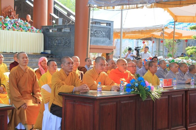 Chư tôn đức Tăng Ni tham dự