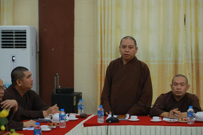 Đại đức Thích Quảng Pháp trình tiến độ giải quyết các hồ sơ liên quan việc thành lập chùa mới Đại đức Thích Quảng Pháp trình tiến độ giải quyết các hồ sơ liên quan việc thành lập chùa mới