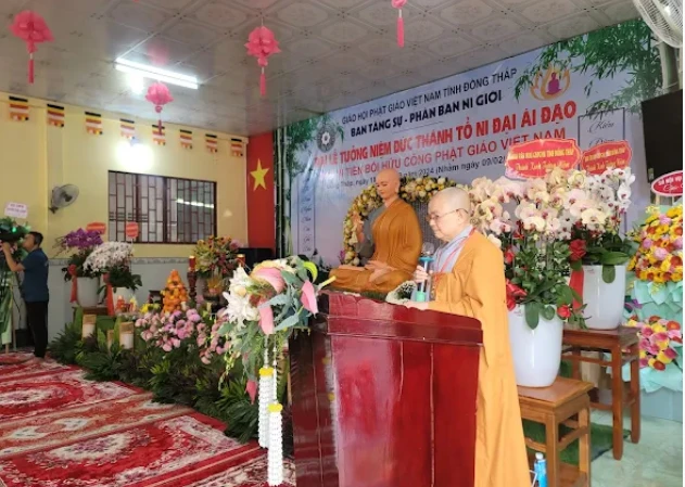 Ni trưởng Thích nữ Như Trung phát biểu khai mạc Ni trưởng Thích nữ Như Trung phát biểu khai mạc