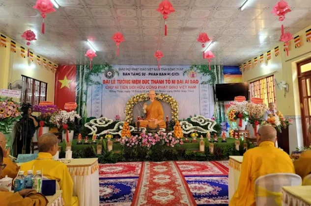 Quang cảnh lễ tưởng niệm Quang cảnh lễ tưởng niệm