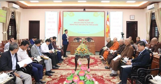 Phó Chủ tịch Thường trực UBND tỉnh Nguyễn Thanh Bình đã chủ trì cuộc họp