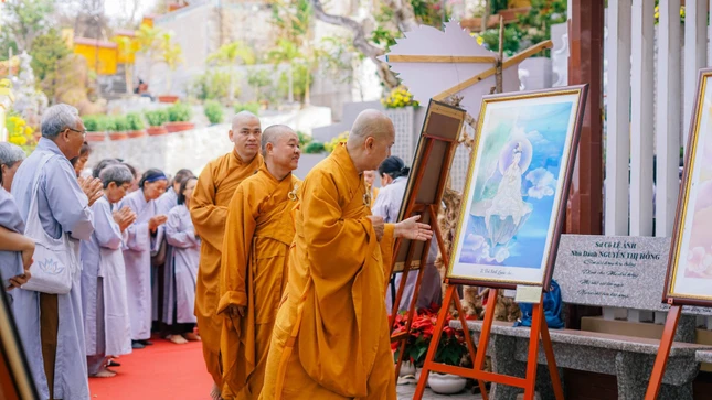 Thưởng lãm các tác phẩm nghệ thuật chủ đề về Bồ-tát Quán Thế Âm