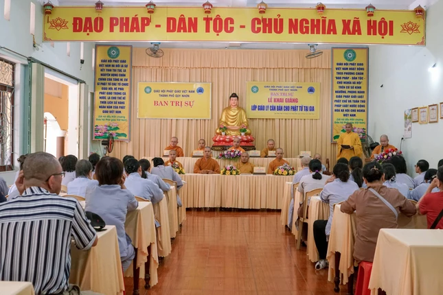 Khai giảng lớp giáo lý căn bản dành cho Phật tử