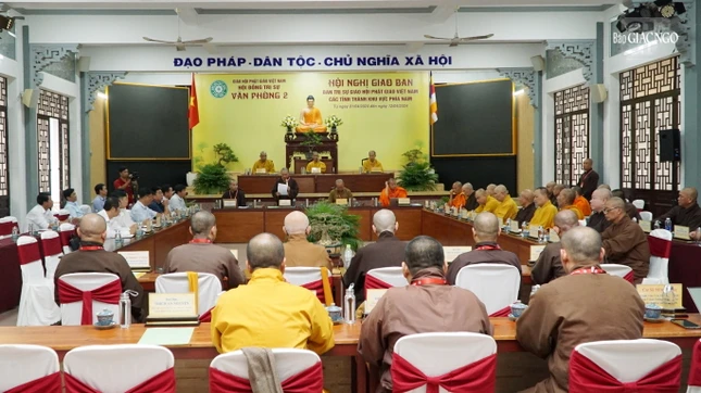Quang cảnh hội nghị giao ban chiều 1-4-2024 tại Văn phòng 2 T.Ư