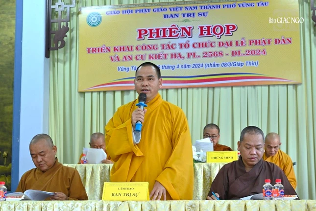 Thượng tọa Thích Thiện Thông phát biểu khai mạc