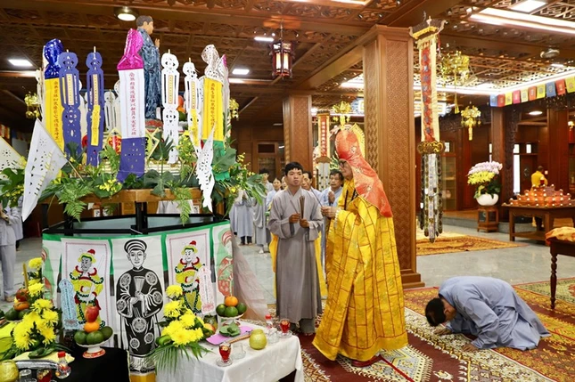 Chùa Sắc tứ Khải Đoan tổ chức trai đàn giải oan bạt độ