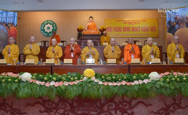 Chư tôn đức chứng minh, chủ tọa đoàn