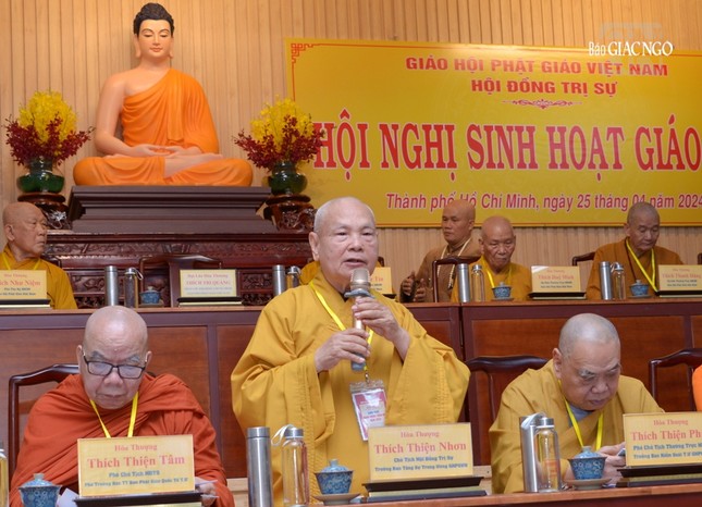 Trưởng lão Hòa thượng Thích Thiện Nhơn phát biểu ghi lời đạo từ của Đức Pháp chủ GHPGVN Trưởng lão Hòa thượng Thích Thiện Nhơn phát biểu ghi lời đạo từ của Đức Pháp chủ GHPGVN