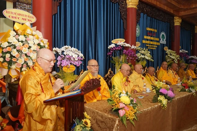 Trưởng lão Hòa thượng Thích Trí Viên phát biểu khai mạc Trưởng lão Hòa thượng Thích Trí Viên phát biểu khai mạc