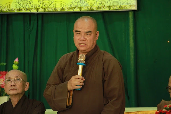 Thượng tọa Thích Tĩnh Triệt, Phó Thường trực Ban Trị sự tỉnh nêu các ý kiến triển khai kế hoạch trong thời gian tới Thượng tọa Thích Tĩnh Triệt, Phó Thường trực Ban Trị sự tỉnh nêu các ý kiến triển khai kế hoạch trong thời gian tới