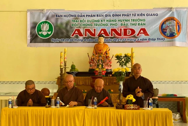 Chư tôn đức chứng minh, tham dự