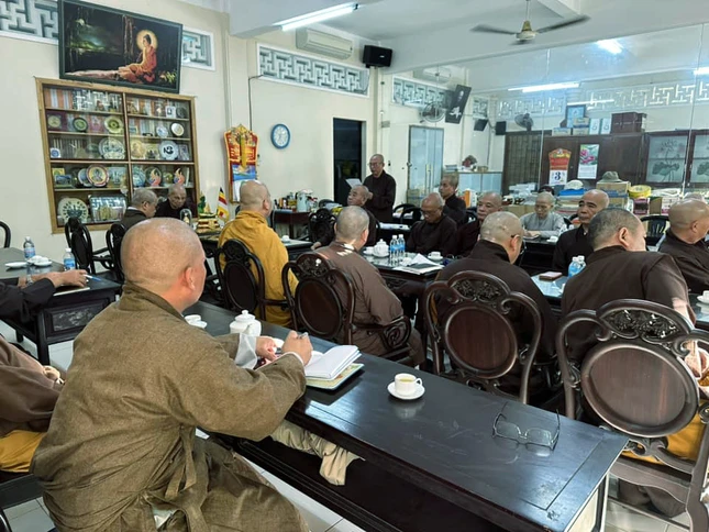 Ban Thường trực Ban Trị sự GHPGVN tỉnh Khánh Hòa họp triển khai Phật sự