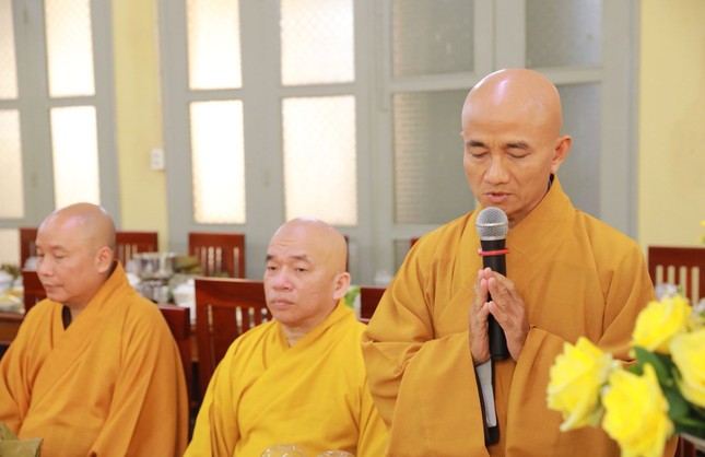 Thượng tọa Thích Thiện Quý ban đạo từ chứng minh