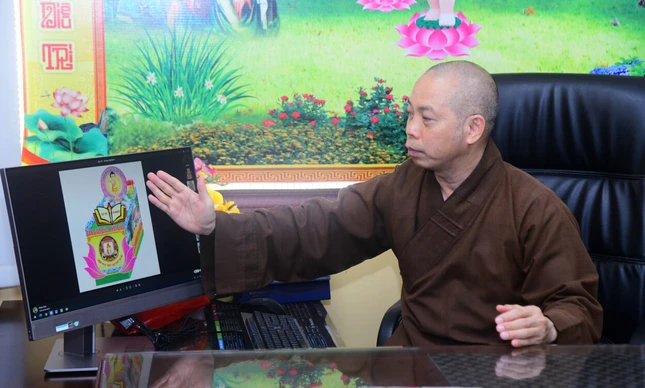 Thượng tọa Thích Quang Thạnh giới thiệu về thiết kế kiệu hoa của Ban Giáo dục Phật giáo TP.HCM Thượng tọa Thích Quang Thạnh giới thiệu về thiết kế kiệu hoa của Ban Giáo dục Phật giáo TP.HCM