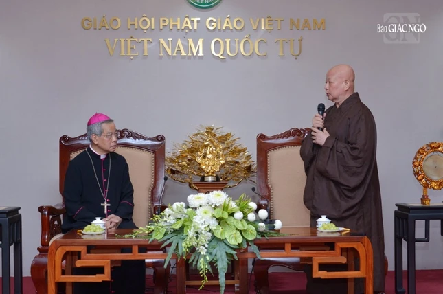 Hòa thượng Trưởng ban Trị sự GHPGVN TP.HCM đáp từ tại buổi gặp gỡ Hòa thượng Trưởng ban Trị sự GHPGVN TP.HCM đáp từ tại buổi gặp gỡ