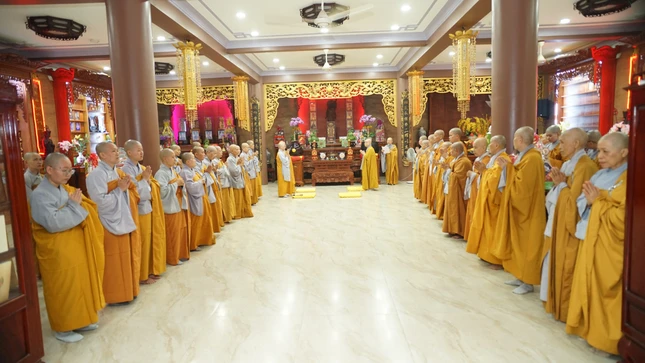 Đối thú tác pháp an cư