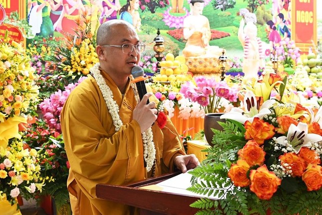 Đại đức Thích Nguyên Chính tuyên đọc Diễn văn Đại lễ Phật đản Phật lịch 2568 Đại đức Thích Nguyên Chính tuyên đọc Diễn văn Đại lễ Phật đản Phật lịch 2568