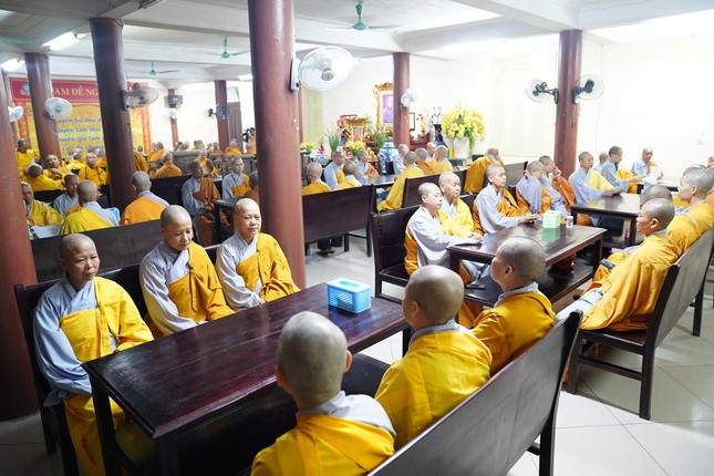 Trường hạ Bồ Đề có 128 hành giả Tăng, Ni an cư