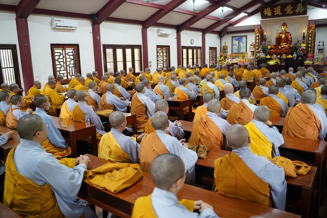 Hình ảnh chư Tăng Ni tại Linh Tiên tự (chùa Bằng, Hà Nội)