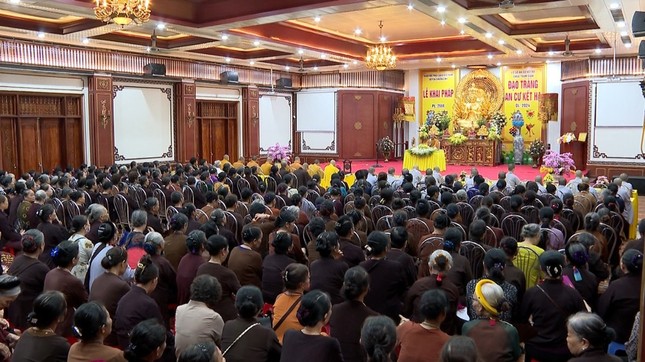 Đại chúng tu học trong ngày khai pháp khóa An cư kiết hạ