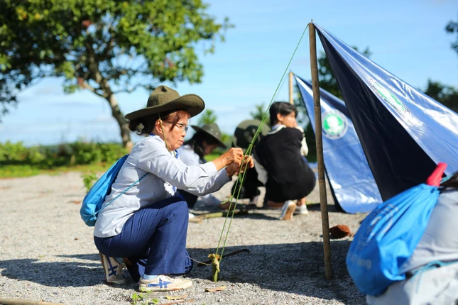Tham gia khảo sát kỹ năng chuyên môn về kỹ thuật cắm trại