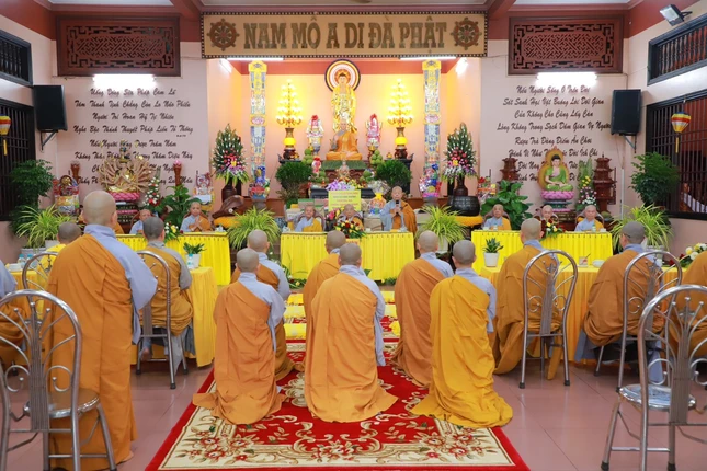 Tại trường hạ chùa Quang Minh, tỉnh Bình Phước